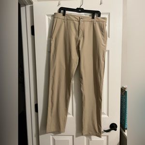 Lululemon Men’s Classic Fit Commission Pant 32”